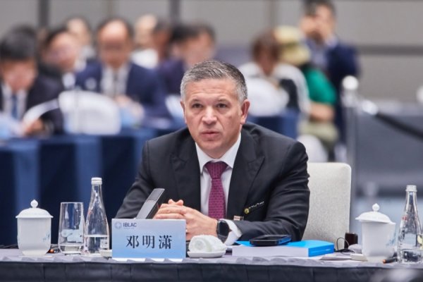 华生证券 百威集团CEO邓明潇四度建言上海，共议夜间经济发展新路径